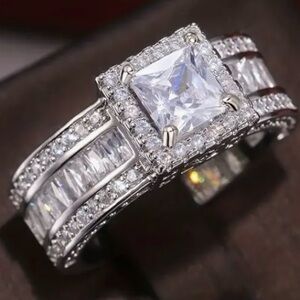 Elegant Square Cut Zircon Ring